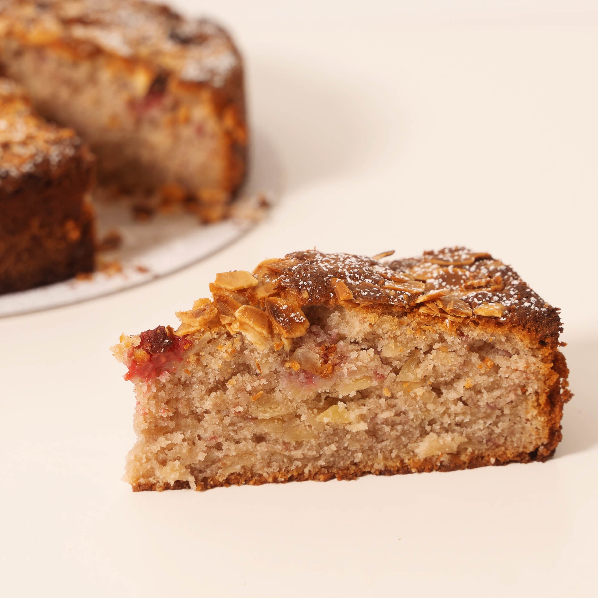 Almond and Raspberry Cake