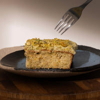 Pistachio Traybake