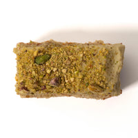 Pistachio Traybake